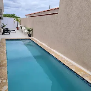 Pensión Aruba, Noord